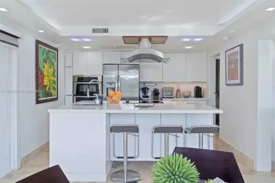 6616 E Miami Lakes Dr E, Miami Lakes, FL 33014 - Photo 16