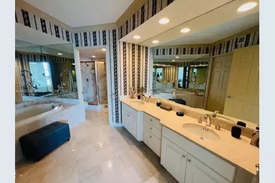 3370 Hidden Bay Dr #1413, Aventura, FL 33180 - Photo 10