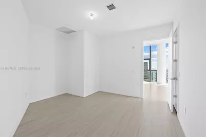 851 NE 1st Ave #PH 5700, Miami, FL 33132 - Photo 32