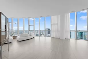 851 NE 1st Ave, Miami, FL 33132 - Photo 18