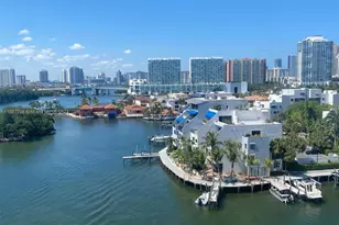 400 Kings Point Dr, Sunny Isles Beach, FL 33160 - Photo 10