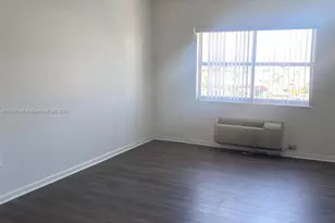 400 Kings Point Dr, Sunny Isles Beach, FL 33160 - Photo 6