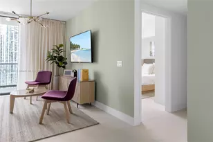 159 NE 6th St, Miami, FL 33132 - Photo 6