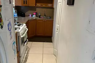 12890 NE 8th Ave, North Miami, FL 33161 - Photo 4