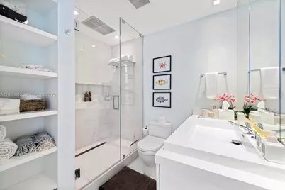 100 S Pointe Dr #706, Miami Beach, FL 33139 - Photo 30