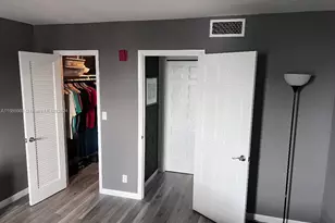 111 Golden Isles Dr, Hallandale Beach, FL 33009 - Photo 30