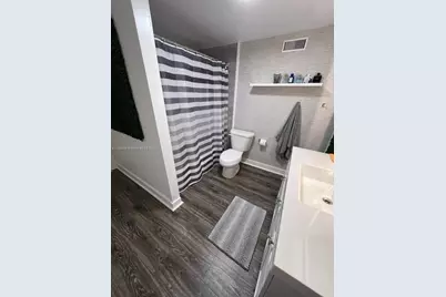 111 Golden Isles Dr #G5, Hallandale Beach, FL 33009 - Photo 24