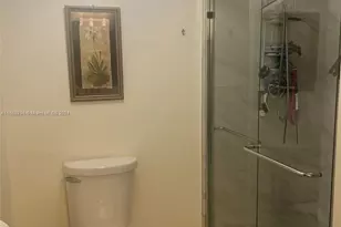 9656 W McNab Rd, Tamarac, FL 33321 - Photo 4