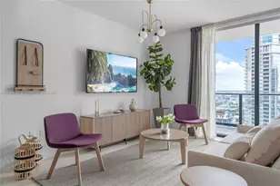 159 NE 6th St, Miami, FL 33132 - Photo 2