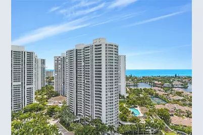 21055 Yacht Club Dr #802, Aventura, FL 33180 - Photo 22