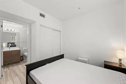 1560 Meridian Ave #109, Miami Beach, FL 33139 - Photo 8