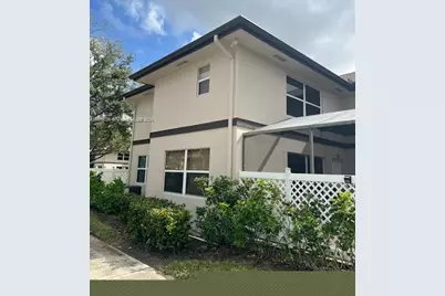 5 Amherst Ct #D, Royal Palm Beach, FL 33411 - Photo 1