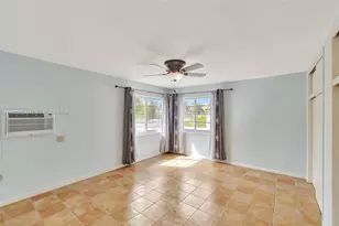 350 Collins Ave, Miami Beach, FL 33139 - Photo 12