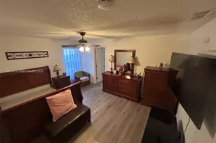 669 Sierra Cir, Davenport, FL 33837 - Photo 6