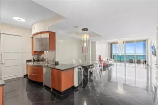 18101 Collins Ave, Sunny Isles Beach, FL 33160 - Photo 16