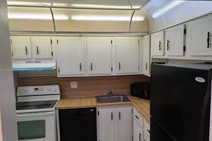 8411 Lagos De Campo Blvd, Tamarac, FL 33321 - Photo 2