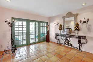 450 Paradise Isle Blvd, Hallandale Beach, FL 33009 - Photo 8