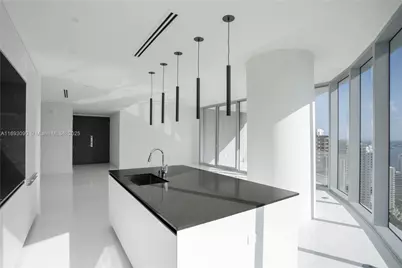 300 Biscayne Blvd Way #3307, Miami, FL 33131 - Photo 16