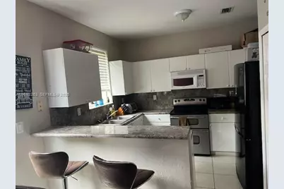 2717 SE 15th Pl #157, Homestead, FL 33035 - Photo 2