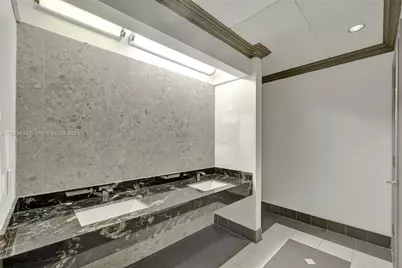 730 71st St, Miami Beach, FL 33141 - Photo 20