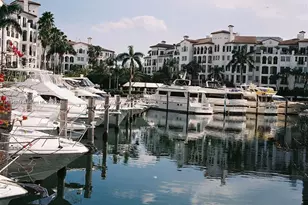 3000 Island Blvd, Aventura, FL 33160 - Photo 46