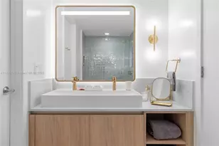 159 NE 6th St, Miami, FL 33132 - Photo 14