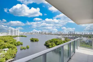 16385 Biscayne Blvd, North Miami Beach, FL 33160 - Photo 2