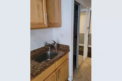 19201 Collins Ave #1044, Sunny Isles Beach, FL 33160 - Photo 8