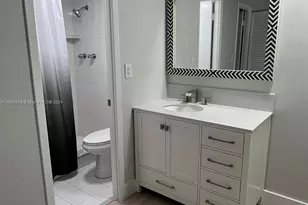 401 Golden Isles Dr, Hallandale Beach, FL 33009 - Photo 14