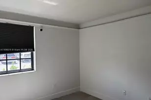 1071 Adams Ave, Homestead, FL 33034 - Photo 6