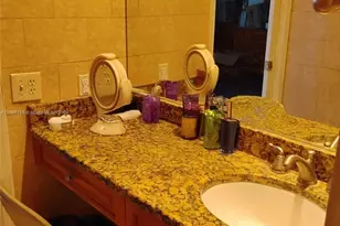 226 Las Palmas St, Royal Palm Beach, FL 33411 - Photo 8