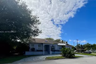 424 90th St, Surfside, FL 33154 - Photo 4