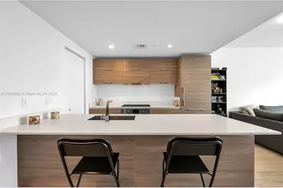 1300 S Miami Ave #3704, Miami, FL 33130 - Photo 10