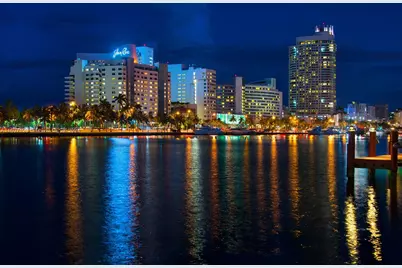 4745 Pine Tree Dr, Miami Beach, FL 33140 - Photo 34