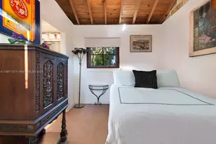 4745 Pine Tree Dr, Miami Beach, FL 33140 - Photo 30