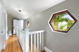 4745 Pine Tree Dr, Miami Beach, FL 33140 - Photo 14