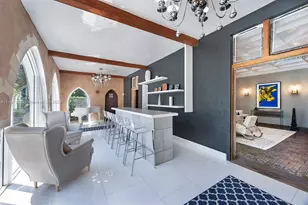 4745 Pine Tree Dr, Miami Beach, FL 33140 - Photo 6