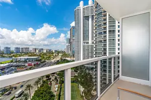 18001 Collins Ave, Sunny Isles Beach, FL 33160 - Photo 12