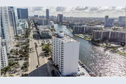 3000 S Ocean Dr #1012, Hollywood, FL 33019 - Photo 1