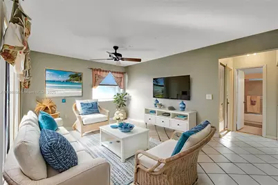 1104 N Hiatus Rd #1104, Pembroke Pines, FL 33026 - Photo 2