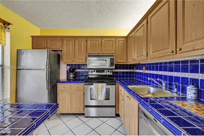 1104 N Hiatus Rd #1104, Pembroke Pines, FL 33026 - Photo 4