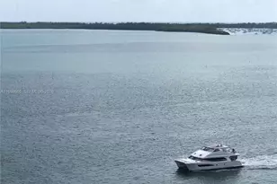 770 Claughton Island Dr, Miami, FL 33131 - Photo 24