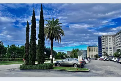 4400 Hillcrest Dr #114B, Hollywood, FL 33021 - Photo 20