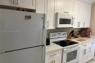 10806 N Kendall Dr, Miami, FL 33176 - Photo 2