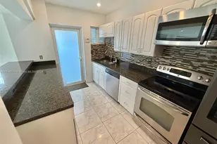 1859 NE 173rd St, North Miami Beach, FL 33162 - Photo 6