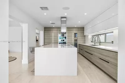 323 Atlantic Ave #Na, Sunny Isles Beach, FL 33160 - Photo 32