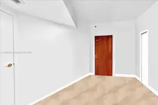 7000 Island Blvd, Aventura, FL 33160 - Photo 40