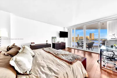 7000 Island Blvd #1207, Aventura, FL 33160 - Photo 24