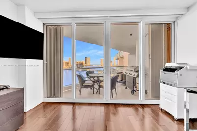 7000 Island Blvd #1207, Aventura, FL 33160 - Photo 28