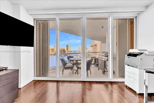 7000 Island Blvd, Aventura, FL 33160 - Photo 28